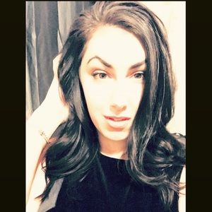 Meet your Posher, Madeline